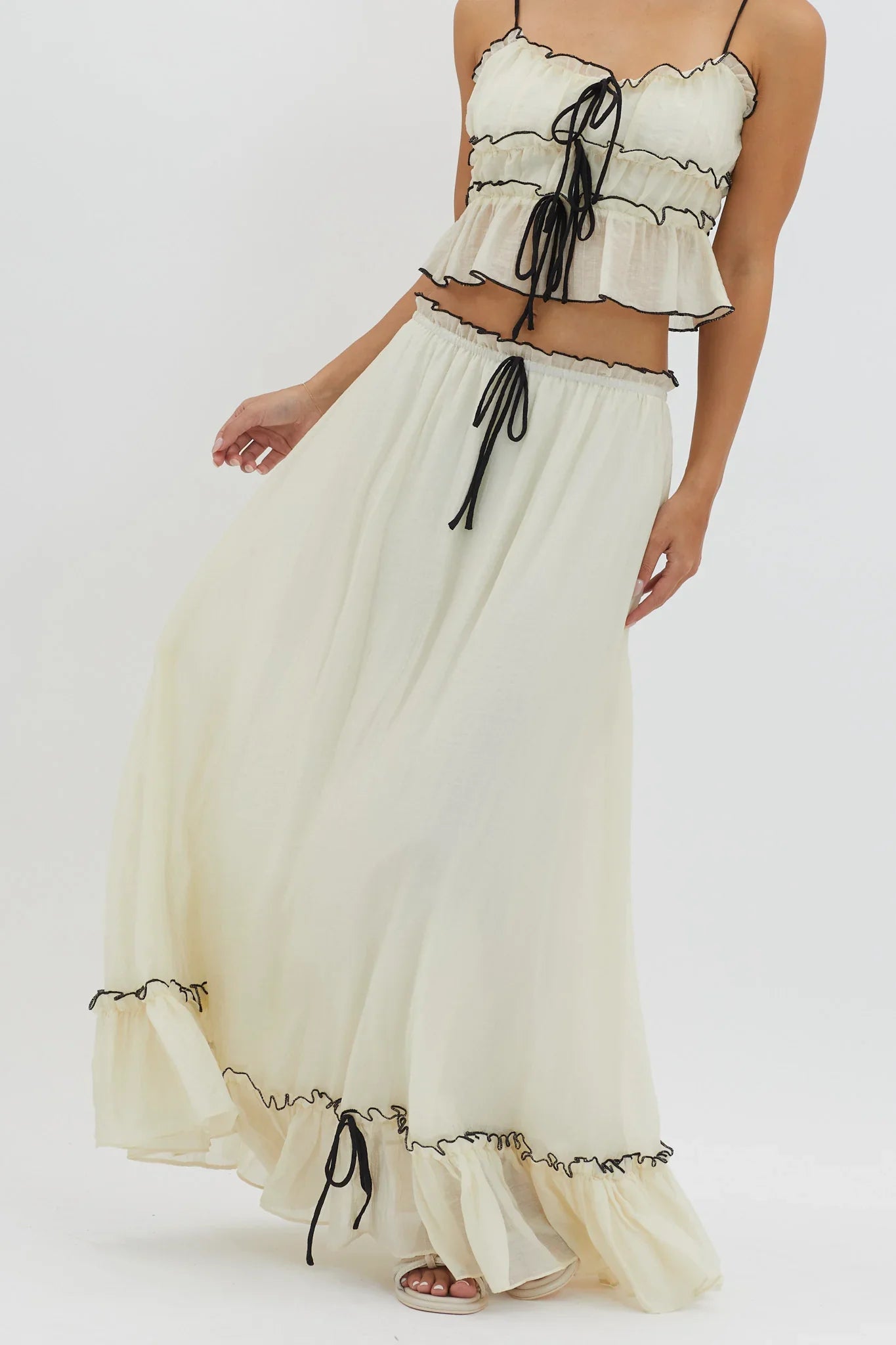 Creamy Dream Tie Skirt